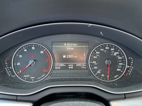 Used 2018 Audi Q5 2.0T Premium Plus w/ Premium Plus Package AWD/4WD image 10