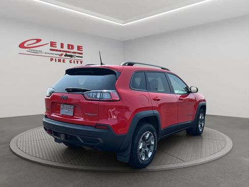 Used 2019 Jeep Cherokee Trailhawk w/ Comfort & Convenience Group AWD/4WD image 10