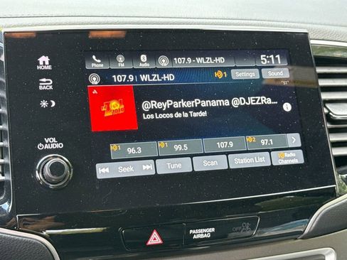 Used 2023 Honda Passport EX-L image 12