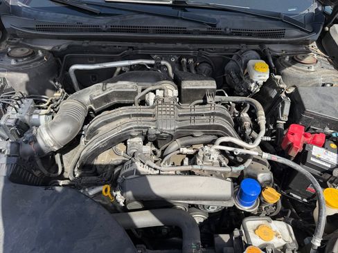 Used 2023 Subaru Outback Premium AWD/4WD image 19