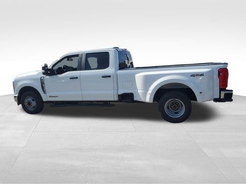Used 2023 Ford F350 XL w/ XL Driver Assist Package RWD image 7