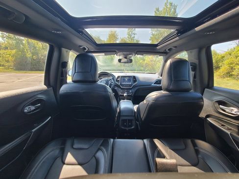 Used 2021 Jeep Cherokee Latitude Lux 80th Anniv w/ Quick Order Package 26U 80TH image 13