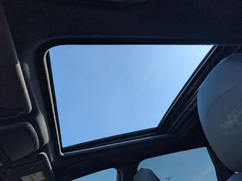 Used 2025 Subaru Forester Wilderness w/ Convenience Package image 17