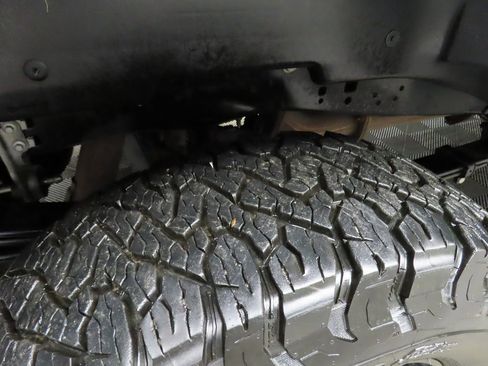 Used 2024 Ford F250 XLT w/ XLT Premium Package image 41