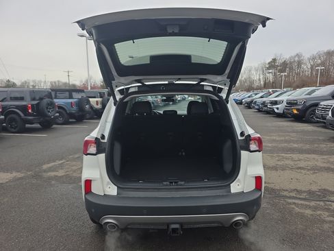 Used 2022 Ford Escape Titanium w/ Titanium Elite Package image 17