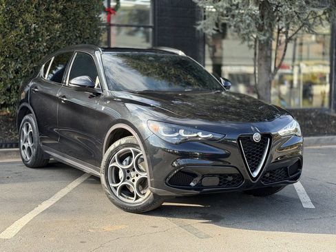 Used 2024 Alfa Romeo Stelvio Ti w/ Active Assist Plus Package image 7