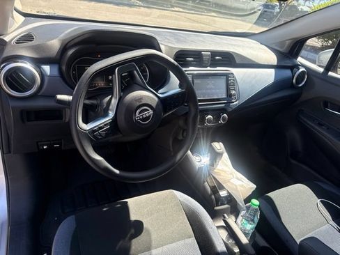 Used 2025 Nissan Versa SV w/ Trunk Package FWD image 39
