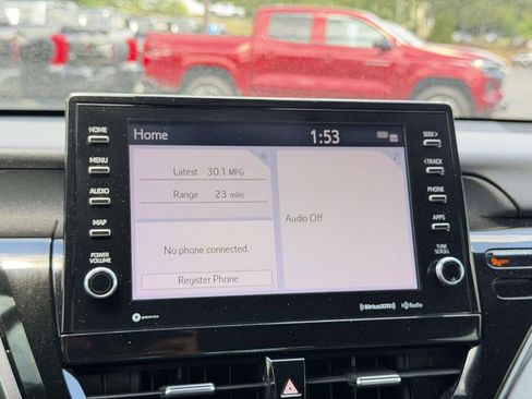 Used 2023 Toyota Camry XSE FWD image 3