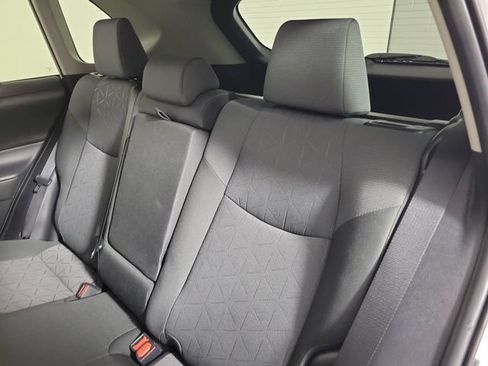 Used 2025 Toyota RAV4 XLE FWD image 13