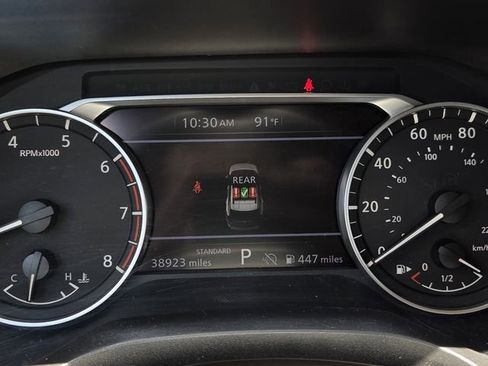 Used 2025 Nissan Rogue SV FWD image 19