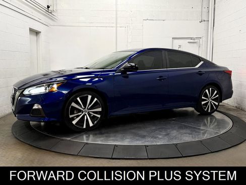 Used 2019 Nissan Altima 2.5 SR FWD image 4