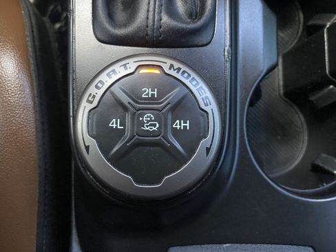 Used 2022 Ford Bronco Outer Banks AWD/4WD image 24