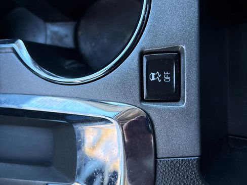 Used 2015 Chevrolet Equinox LS image 17