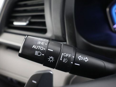 Used 2023 Honda Odyssey Elite image 43