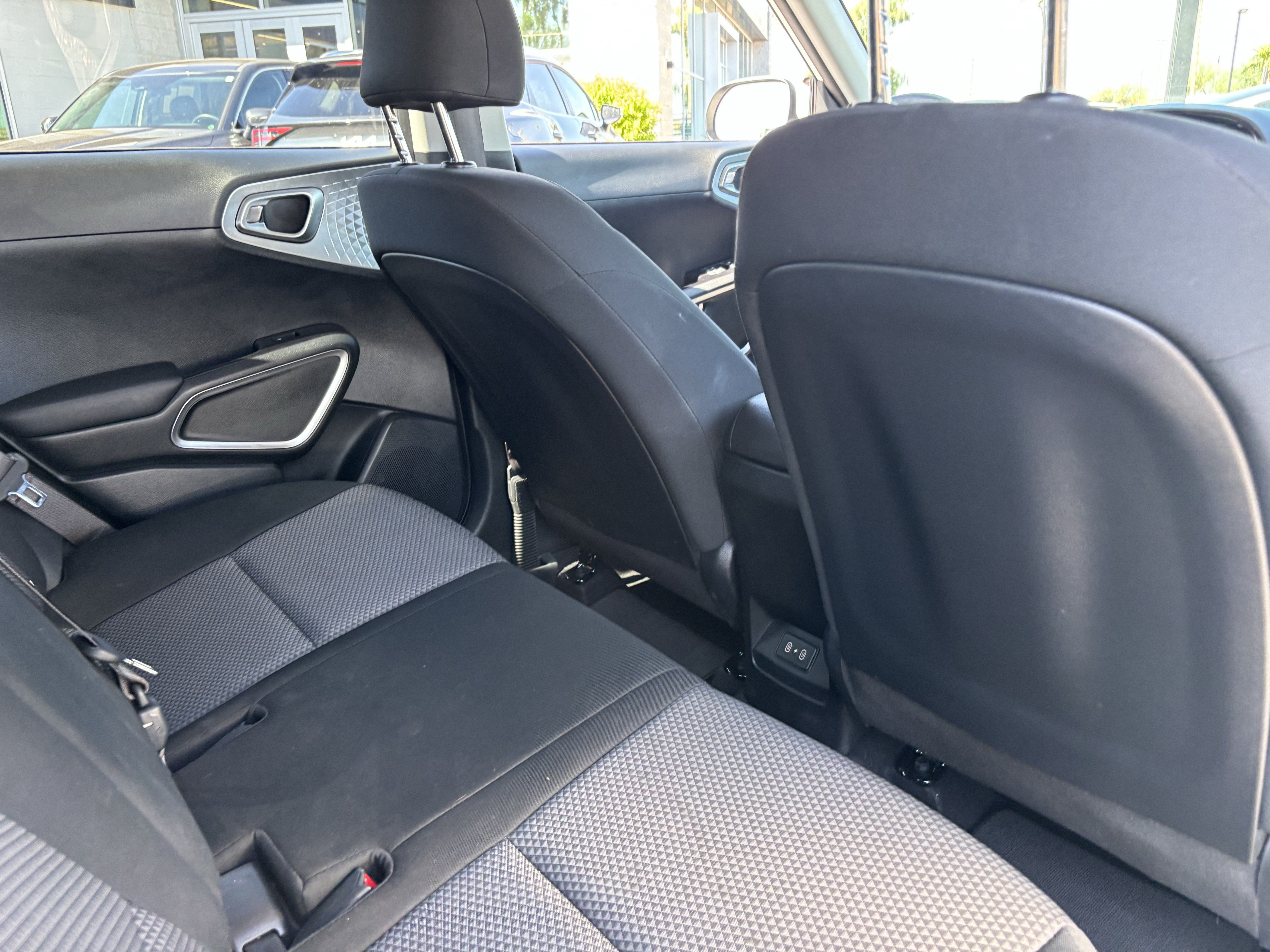 Certified 2025 Kia Soul S FWD image 11