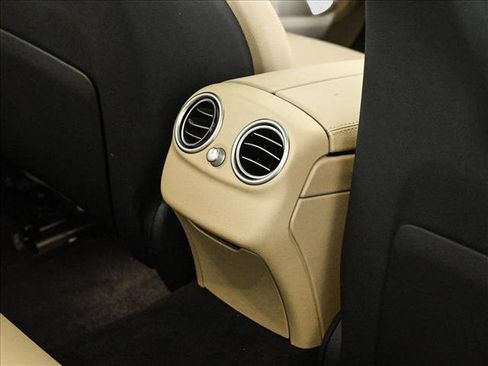 Certified 2021 Mercedes-Benz C 300 4MATIC Sedan image 19