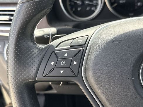 Used 2015 Mercedes-Benz E 350 4MATIC Sedan image 26