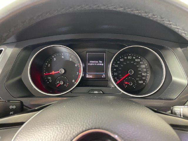 Used 2020 Volkswagen Tiguan SE w/ Panoramic Sunroof Package AWD/4WD image 5