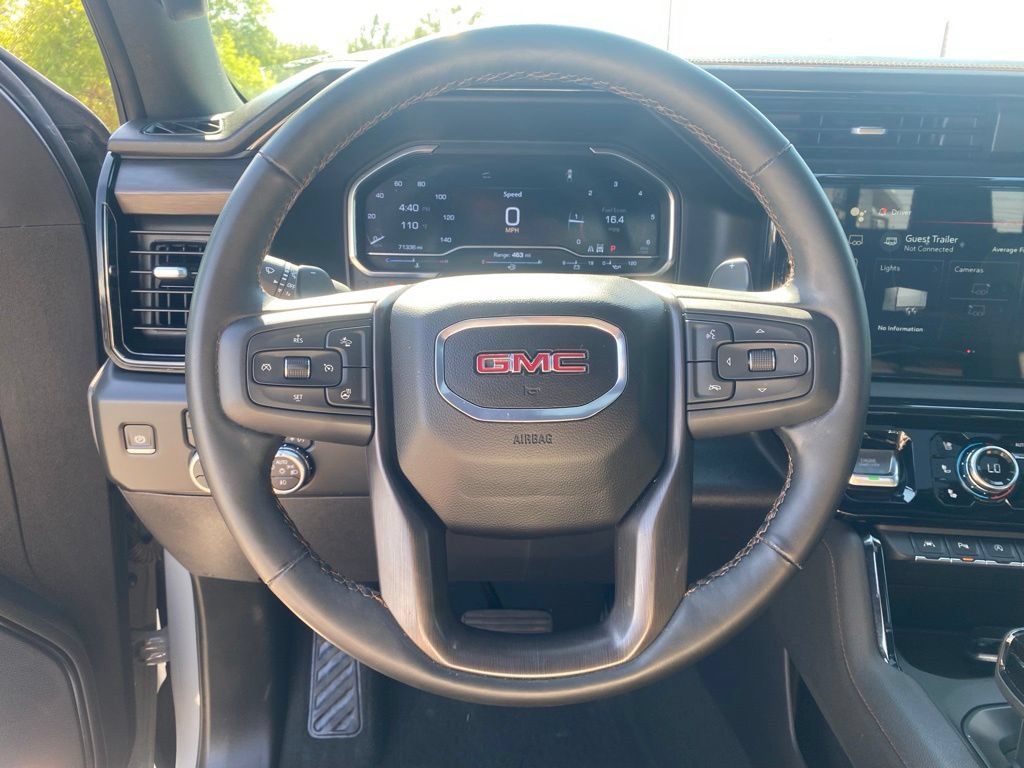 Used 2024 GMC Sierra 1500 AT4 w/ Technology Package AWD/4WD image 16