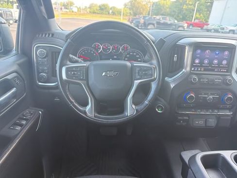 Used 2021 Chevrolet Silverado 1500 RST AWD/4WD image 16