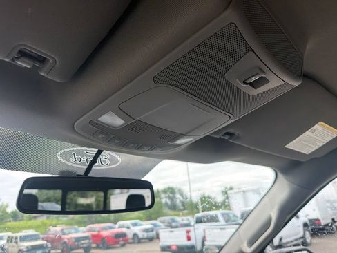 Used 2018 Ford F150 XLT w/ Equipment Group 302A Luxury AWD/4WD image 17