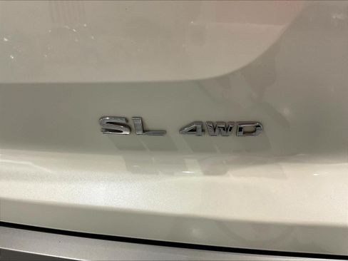 Used 2023 Nissan Pathfinder SL w/ SL Premium Package AWD/4WD image 24