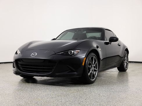 Used 2019 MAZDA MX-5 Miata RF Grand Touring image 3
