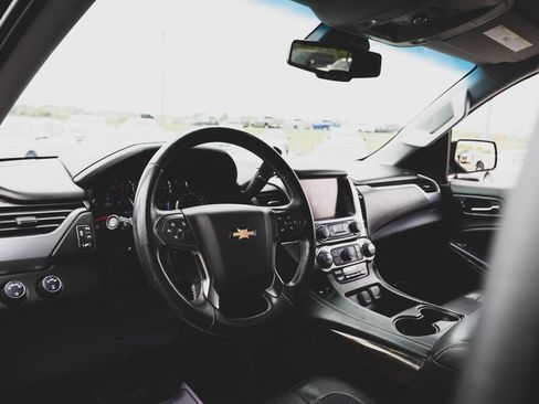 Used 2017 Chevrolet Tahoe LT AWD/4WD image 2