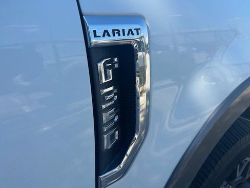 Used 2021 Ford F350 Lariat w/ Lariat Ultimate Package AWD/4WD image 13