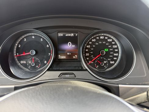 Used 2018 Volkswagen Atlas SE w/ R-Line Package image 15