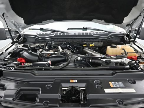 Used 2018 Ford F250 Lariat w/ Lariat Ultimate Package AWD/4WD image 33