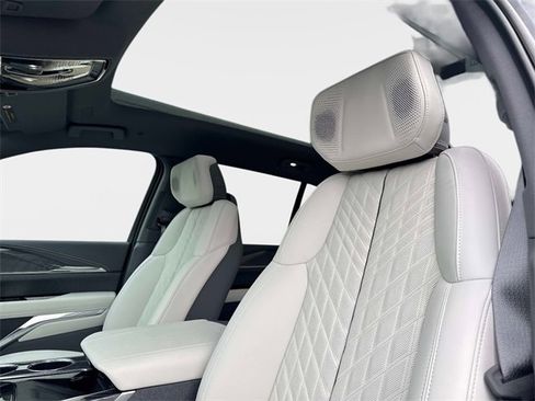 New 2025 Cadillac Escalade IQ Luxury 1 image 18