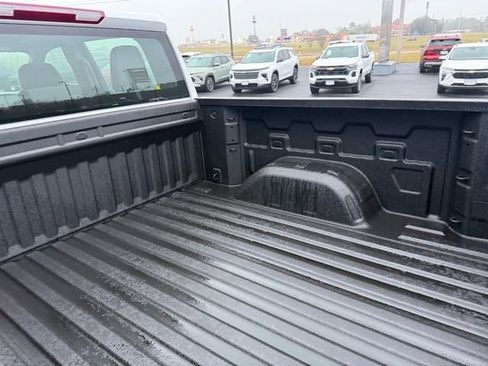 New 2026 Chevrolet Silverado 1500 W/T w/ Z71 Off-Road Package image 21