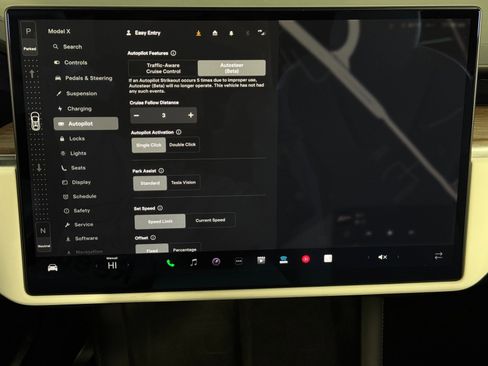 Used 2023 Tesla Model X Standard Range image 26