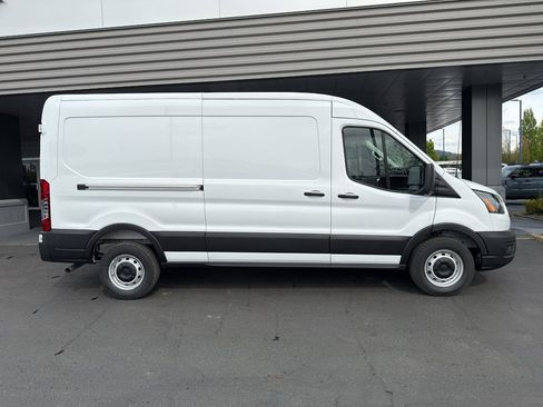 New 2026 Ford Transit 250 148 Medium Roof RWD image 3