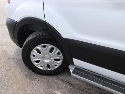 Used 2025 Ford Transit 250 Low Roof w/ Exterior Upgrade Package RWD image 3