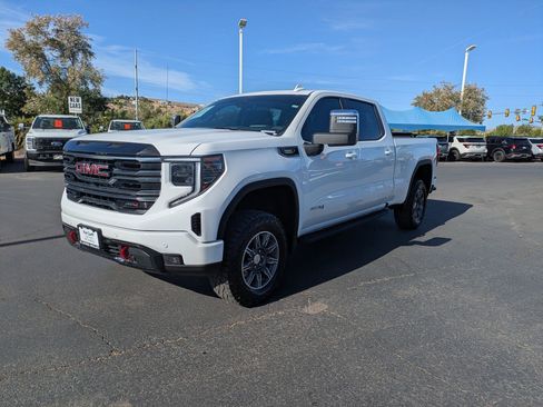 Used 2026 GMC Sierra 1500 AT4 w/ AT4 Premium Package AWD/4WD image 7