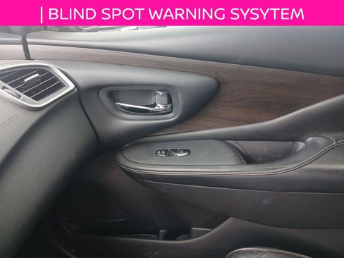 Used 2019 Nissan Murano Platinum image 15
