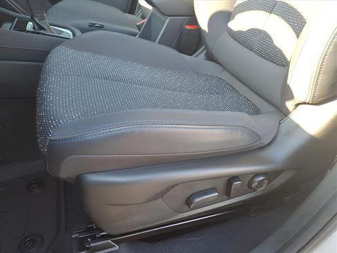Used 2025 Subaru Forester Premium w/ Convenience Package #1 AWD/4WD image 6