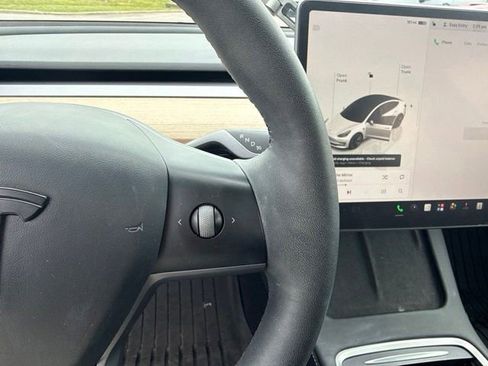 Used 2023 Tesla Model 3 Standard Range RWD image 12