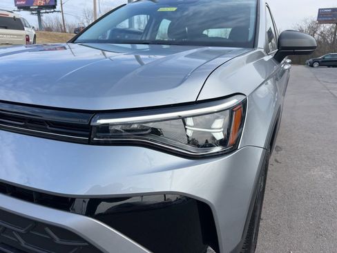 New 2026 Volkswagen Taos S image 9