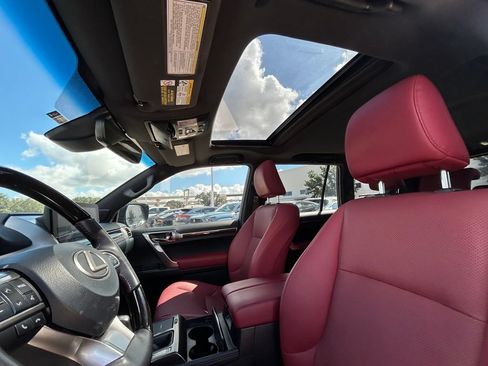 Used 2023 Lexus GX 460 Premium w/ Premium Plus Package AWD/4WD image 12