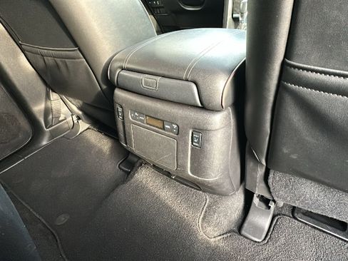 Certified 2021 Nissan Armada Platinum w/ Captain's Chairs Package image 31