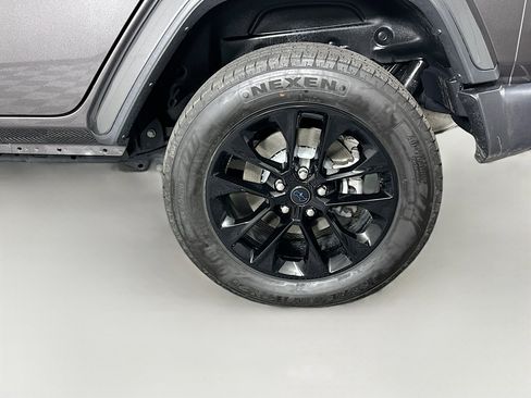 Used 2025 Jeep Wrangler Sahara w/ Safety Group image 11