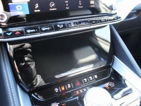 New 2026 Jeep Grand Wagoneer L Limited image 25