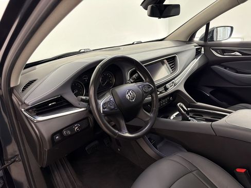 Used 2019 Buick Enclave Essence FWD image 4