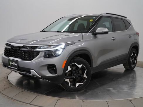 Used 2024 Kia Seltos EX AWD/4WD image 1