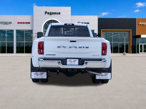 New 2026 RAM 3500 Laramie AWD/4WD image 8