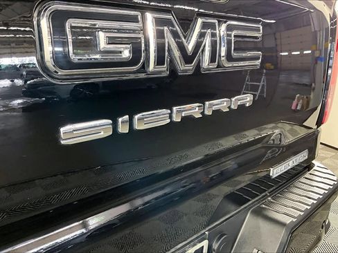 Used 2023 GMC Sierra 1500 Elevation w/ Elevation Premium Package AWD/4WD image 30