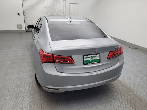 Used 2019 Acura TLX image 6